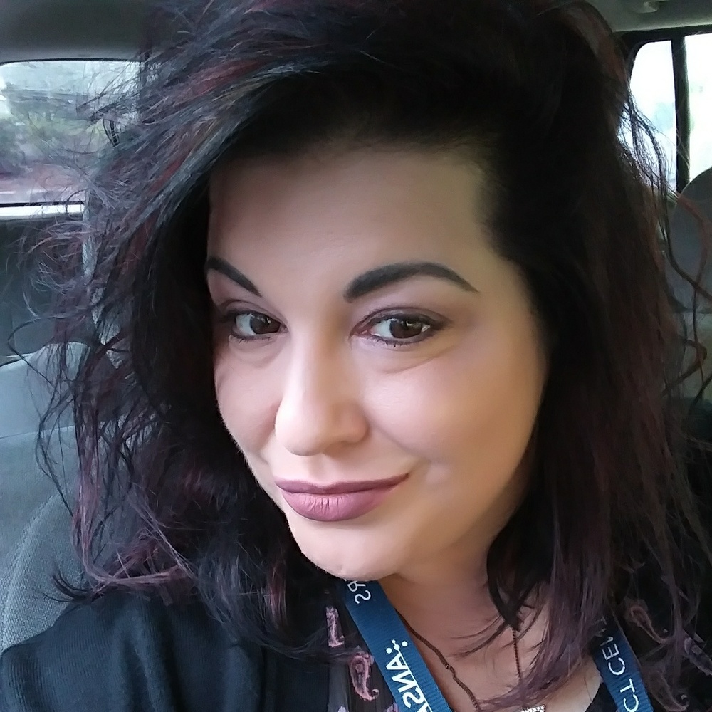 Meet your Posher, Dawn